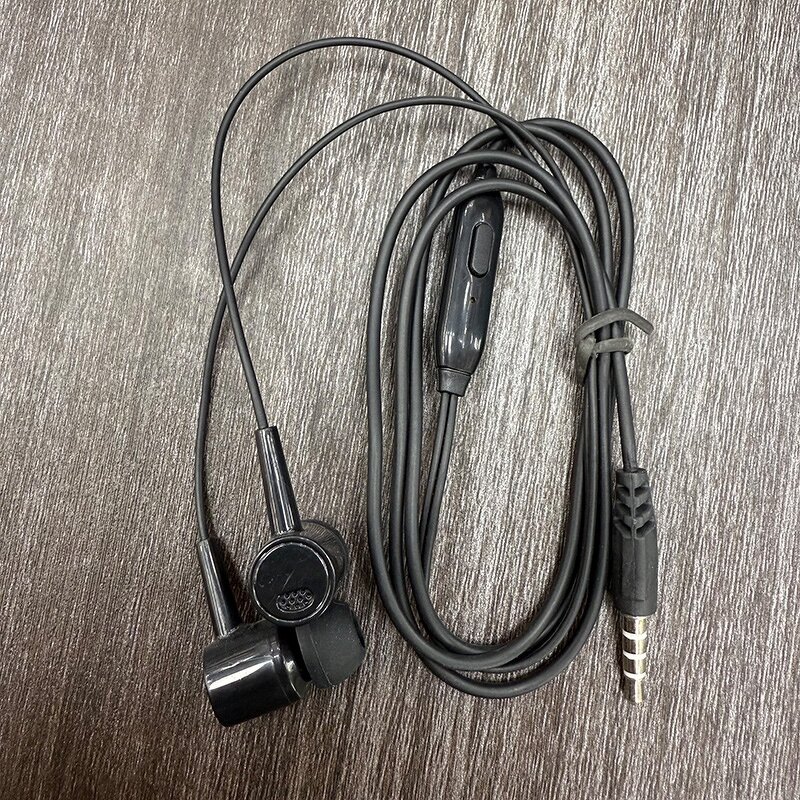 DJ Headphones Manufacturer - In-Ear White Label 3.5mm OEM