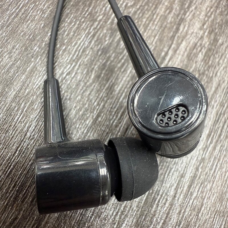 DJ Headphones Manufacturer - In-Ear White Label 3.5mm OEM