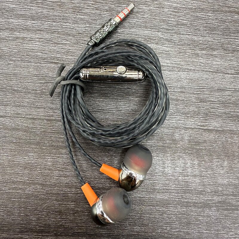 Wired Headphones Manufacturer - Customizable 3.5mm Stereo OEM