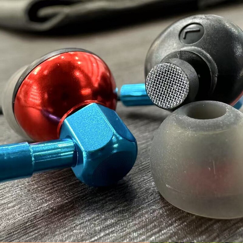 Wired Earphones Supplier - Metal Case Heavy Metallic Finish