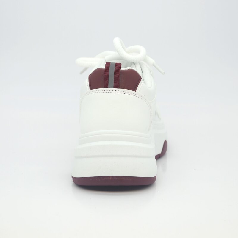 Sport Shoes Manufacturer - Lightweight Women's Casual Soft Leather Skateboard