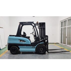 Forklift Truck Manufacturer - Chinese Supplier's Heli Mini 2.5 Ton 3 Ton 5 Ton Diesel Multifunctional Terrain Pallet Truck for Restaurants