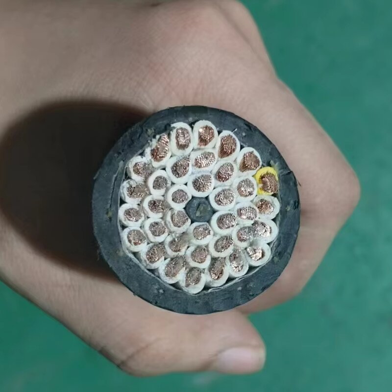 Vertical Reeling Crane Cable Manufacturer - Low Voltage PUR-Hf 0.6/1kV Copper Conductor TPE Insulation PUR Sheath Kevlar Reinforced 36X2.5mm2