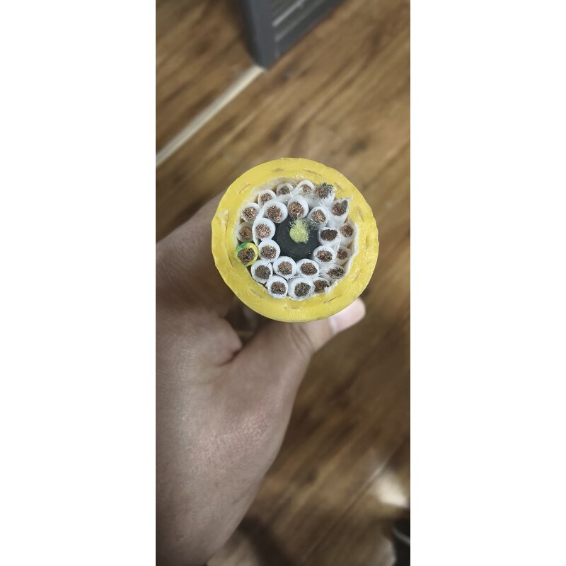 Low Voltage PUR Crane Cable Manufacturer - 0.6/1kV Copper Conductor TPE Insulation PUR Sheath PUR-HF-J Reeling