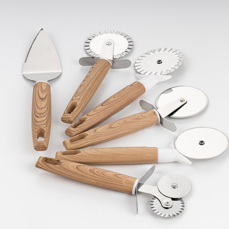Pizza Cutter Manufacturer - Stainless Steel Wheel Handle for Pizza Dough Tool with Non Slip Plastic Handle Stocked Round Roller Slicer
