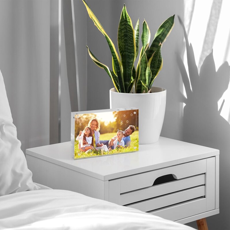 Picture Frame - 4x6 Clear Acrylic 10+10mm Thickness Magnetic Free Standing Desktop