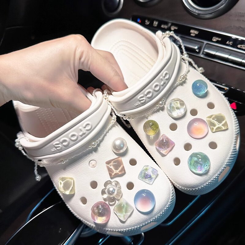 Shoe Accessories Manufacturer - Wholesale Resin Brand Designer Plastic Luxury Pearlescent Custom Shoemaker Ornaments