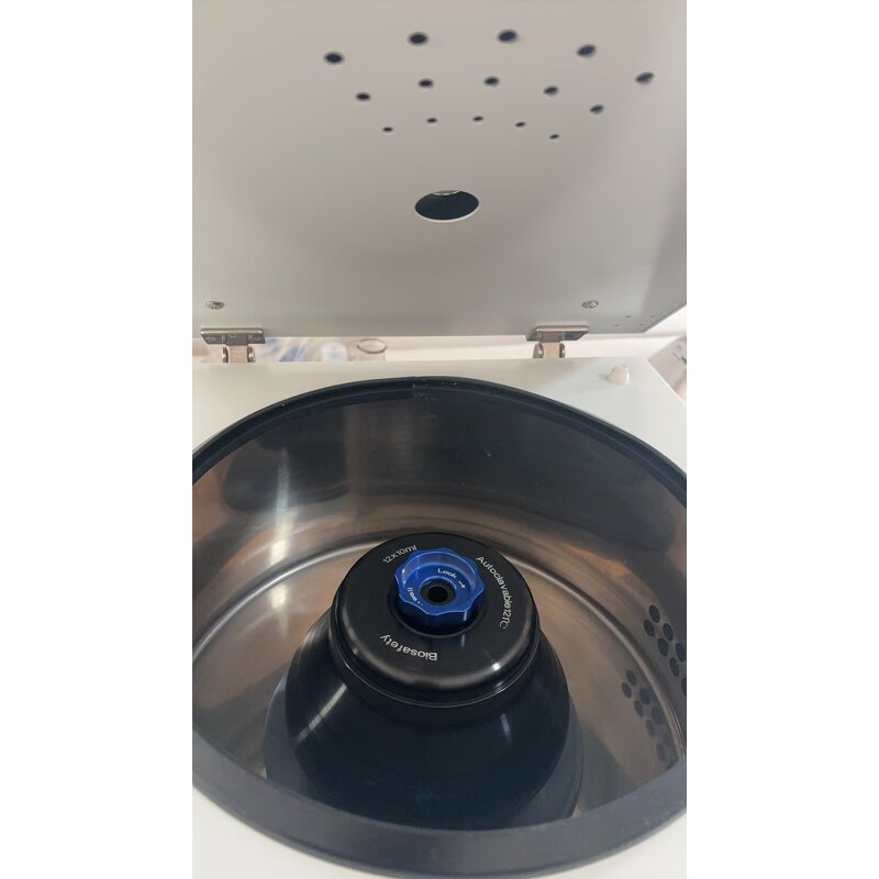 Centrifuge Machine Manufacturer - High Speed LED Display Research Laboratory