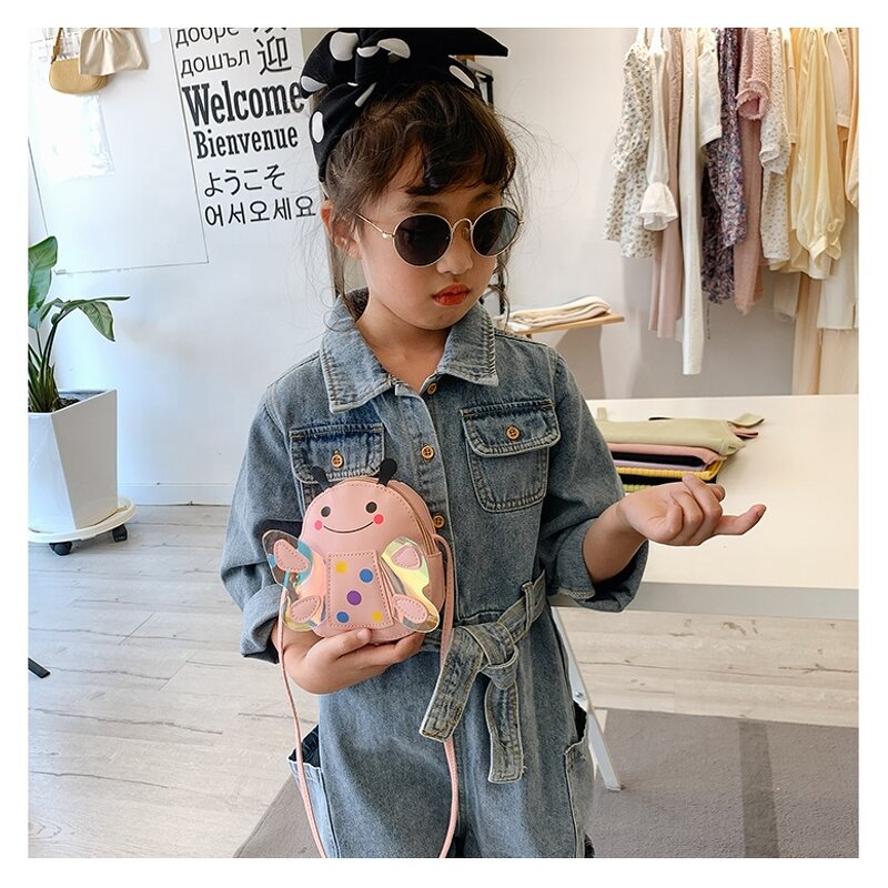 Coin Purse Manufacturer - Customize Cartoon Cute Little Bee Children Messenger Stitching Girls Mini