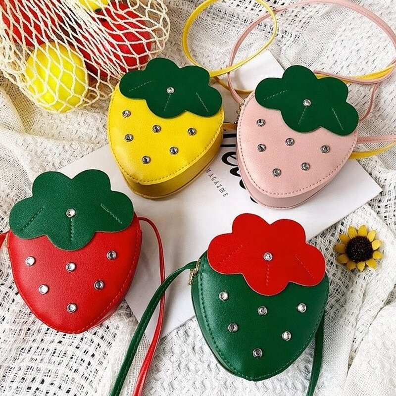 Coin Purse Manufacturer - Children's Small Bag 2021 Girl Decoration One-shoulder Messenger Cute Baby Diamond Strawberry