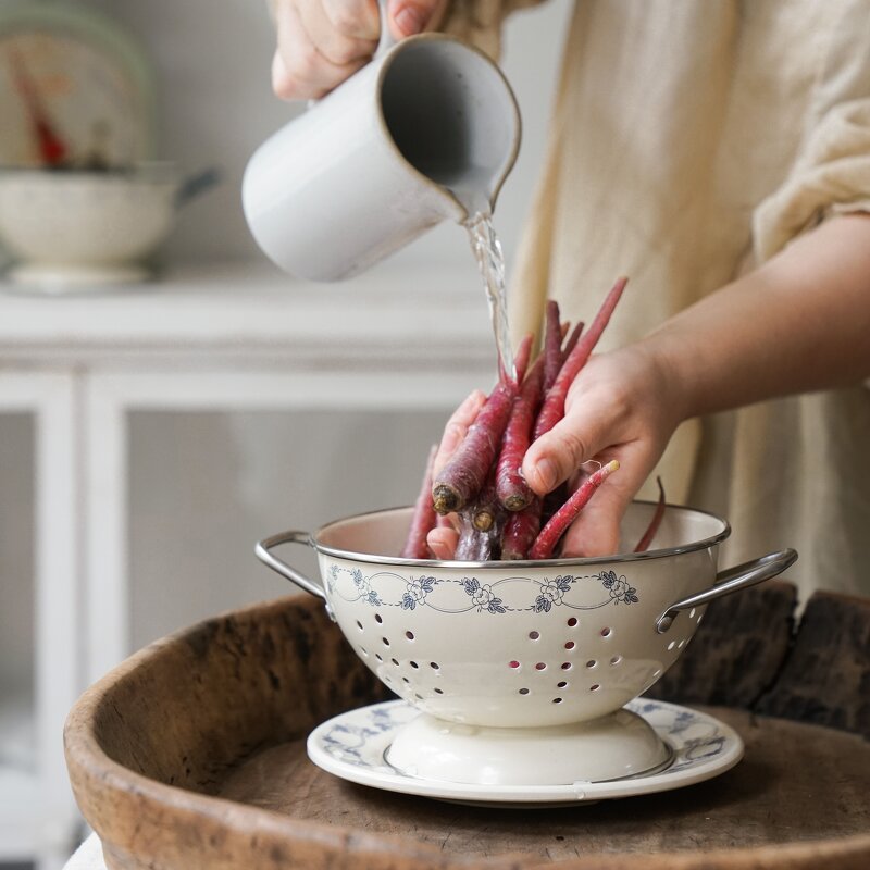 Kitchen Colander Manufacturer - Factory Price Handmade Metal Latest New Design for Vegetables and Fruit Colanders