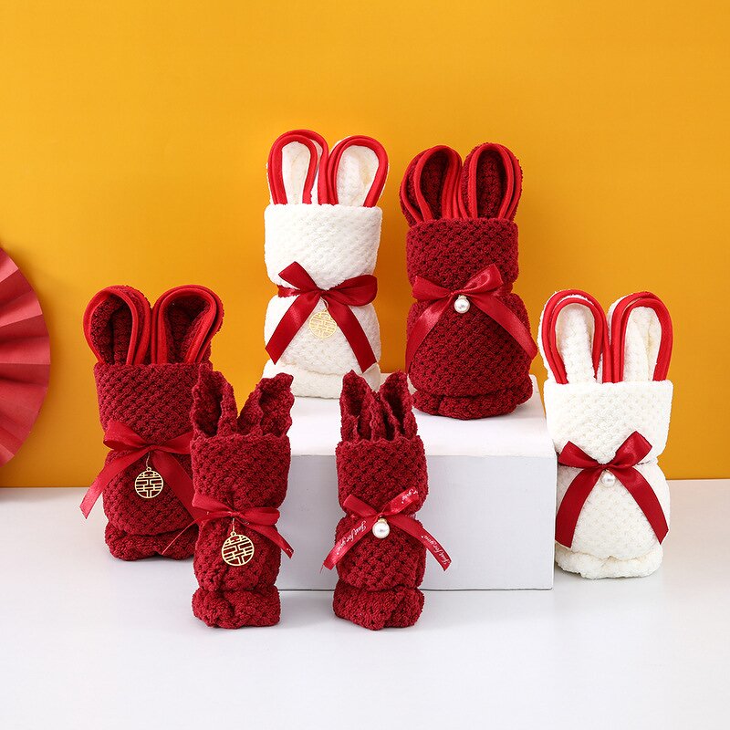 Towel Manufacturer - 35 * 75cm Creative Gift Box Pineapple Rabbit Design in Polyester for Wedding Return Full Moon Festival