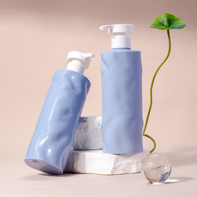 Foam Pump Bottle Manufacturer - 300ml PET Cylinder with Ripple Design and Silk Screen Printing for Shampoo Bath Cosmetic