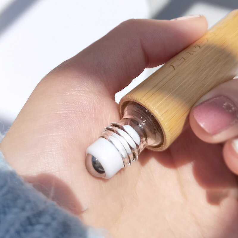 Roll-on Bottle Manufacturer - Wholesale Bamboo Perfume Ball 5ml/10ml Glass Liner for Essential Oil and Face Cream Packed