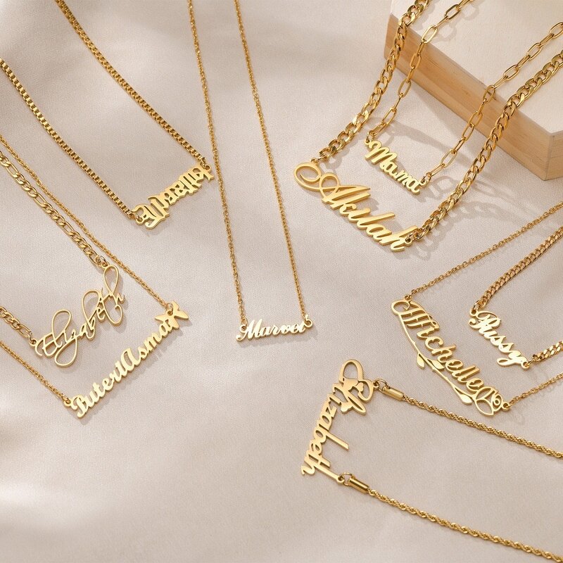 No Tarnish 316L Stainless Steel Necklace Manufacturer - 18K High Gold Plated with Figaro Chains Name Necklace with Bracelet Set