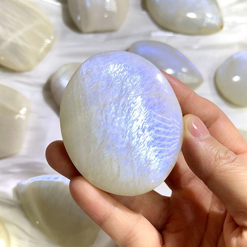 Moon Stone Ornaments Manufacturer - Hot Sale Natural Crystal Blue Flash Good Flash