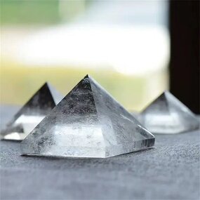 Clear Quartz Pyramid Manufacturer - Natural Polished Mineral Raw Stone Feng Shui Seven-Star Array Home Decor Desktop Mascot