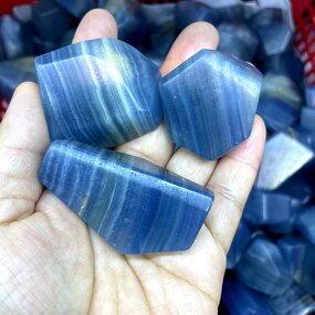 Crystal Freeform Manufacturer - Wholesale Natural Hand Made Blue Onyx for Gift