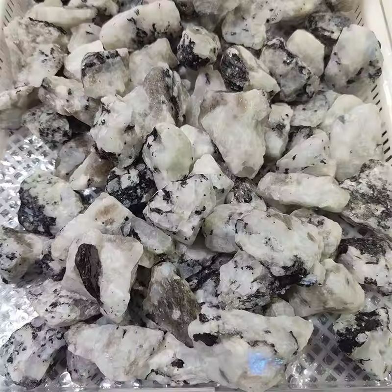 White Moonstone Crystal Manufacturer - Wholesale Natural Quartz with Blue Shining for Healing Crystal Crafts