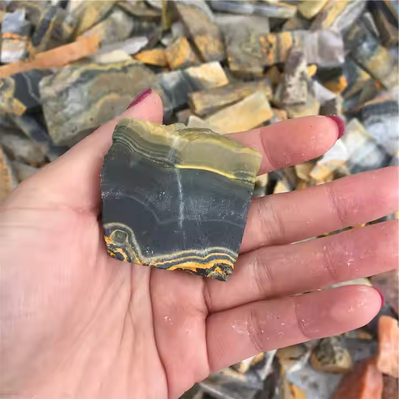 Quartz Crystals Manufacturer - Healing Natural Raw Semi-Precious Stones Rough Raw Stone