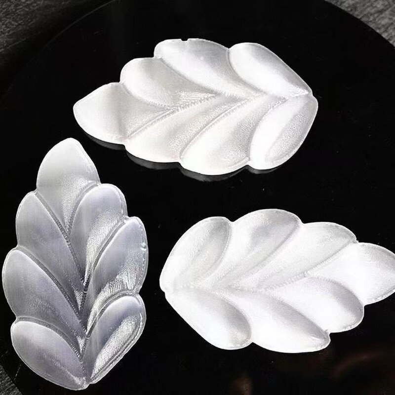 Moroccan Gypsum Carved Leaf Ornaments Manufacturer - Natural Crystal Crafted Beautiful Leaf Design