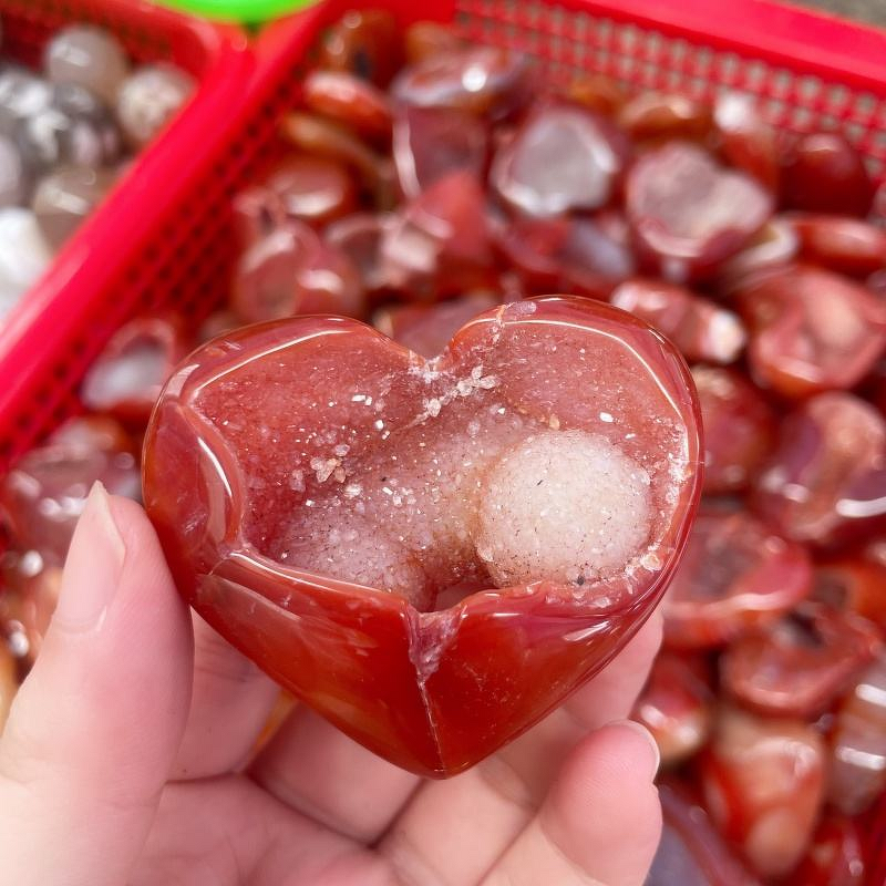 Red Sardonyx Agate Quartz Heart Manufacturer - Wholesale Natural Healing Crystal Craft for Decorative Purpose