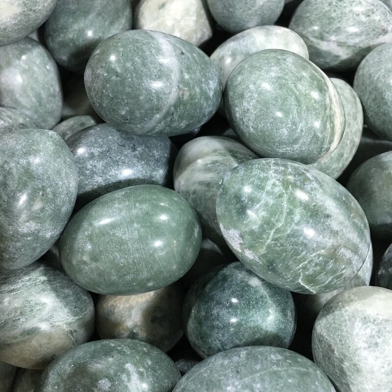 Green Jade Quartz Yoni Egg Manufacturer - Wholesale Effective Healing Crystal Stone for Women Massage