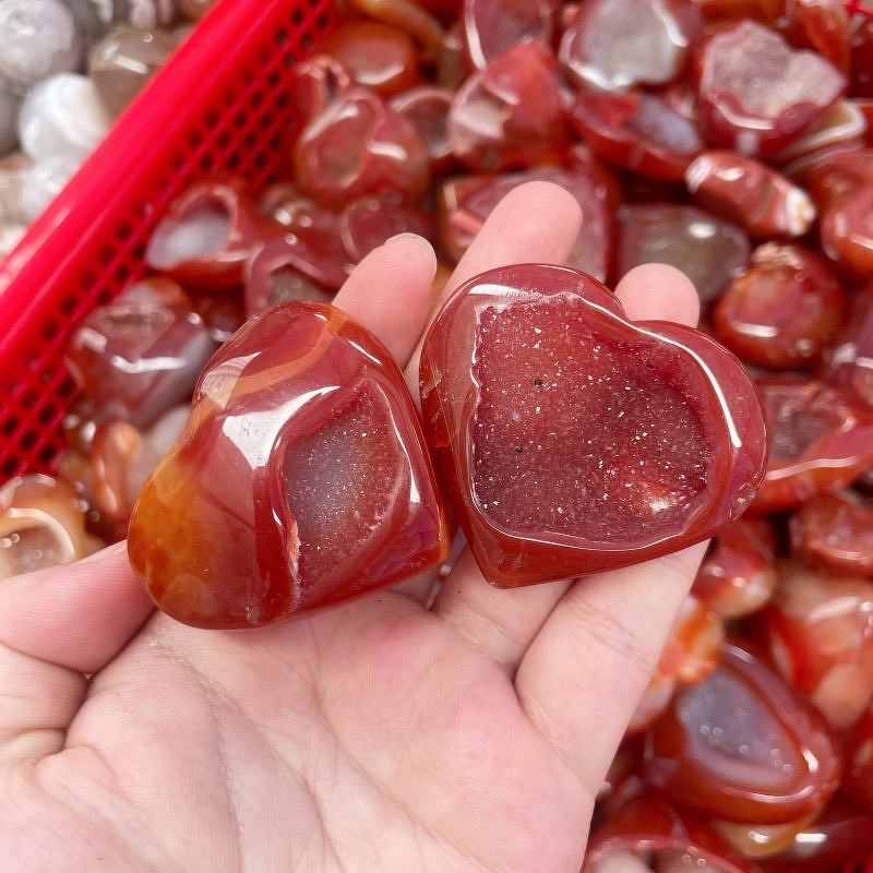 Red Sardonyx Agate Quartz Heart Manufacturer - Wholesale Natural Healing Crystal Craft for Decorative Purpose