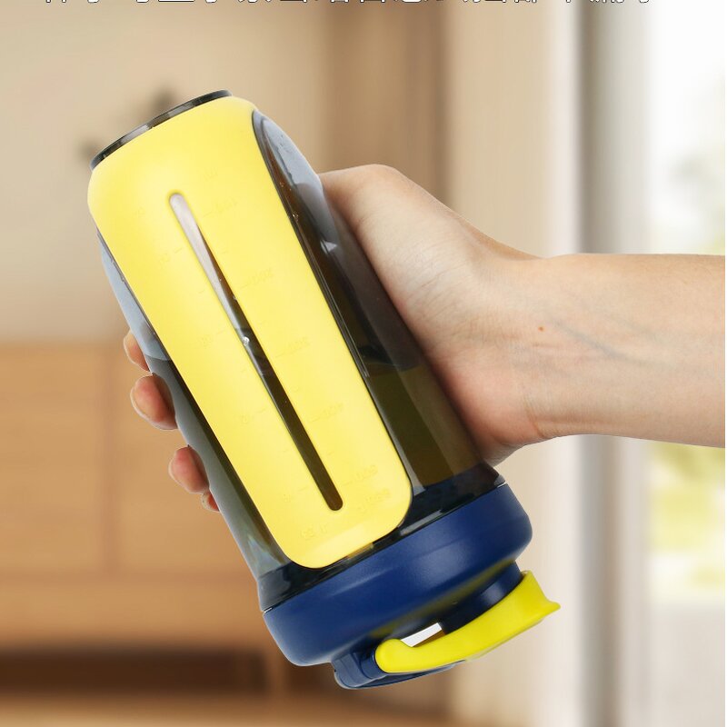 Fitness Gym Shaker Cup Manufacturer - Wholesale 22oz Portable Double Wall Strawberry Plastic BPA Free for Protein Powder Customizable