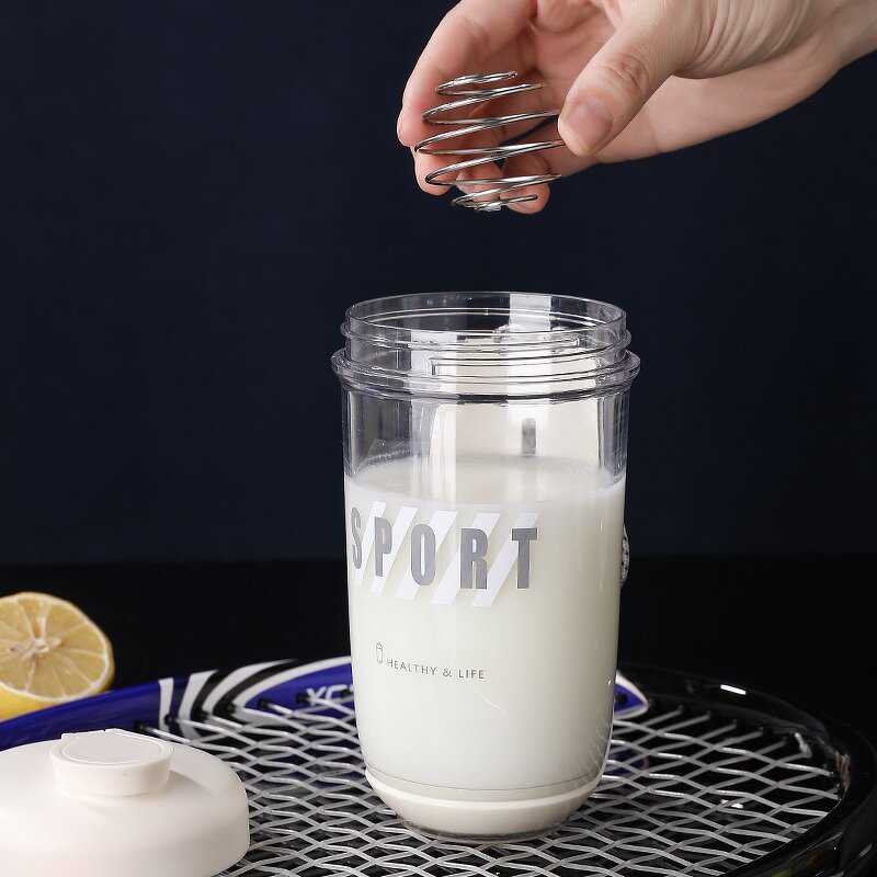 Protein Tumbler Manufacturer - High Quality 20 oz Portable Green Clear Gym Sports Water Bottle Business Gift with Mixing Ball