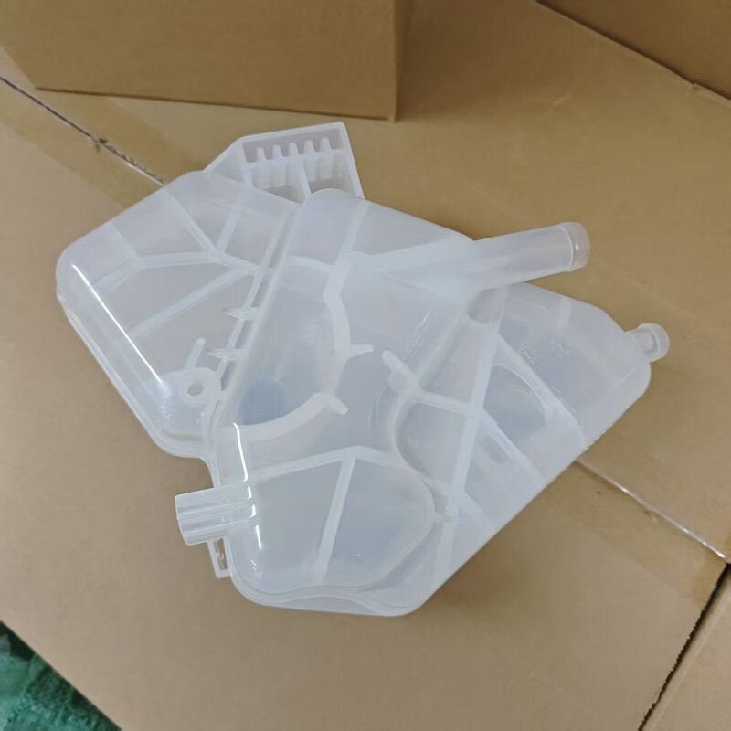 Water Coolant Expansion Tank Manufacturer - Wholesale Auto Parts Plastic Screw-In for B-MAX ECOSPORT FIESTA VI KA 8V218K218AB