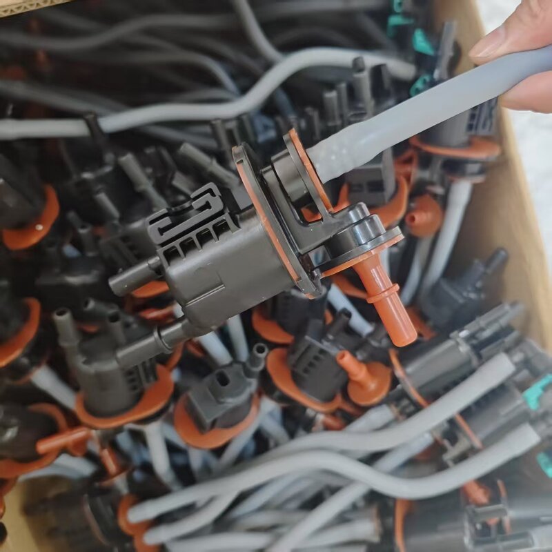 Vapor Canister Purge Valve Manufacturer - DONPINS JL3Z9B325D HL3Z-9B325-A HL3Z9B325A for Ford F-150 2017-2020 New Condition