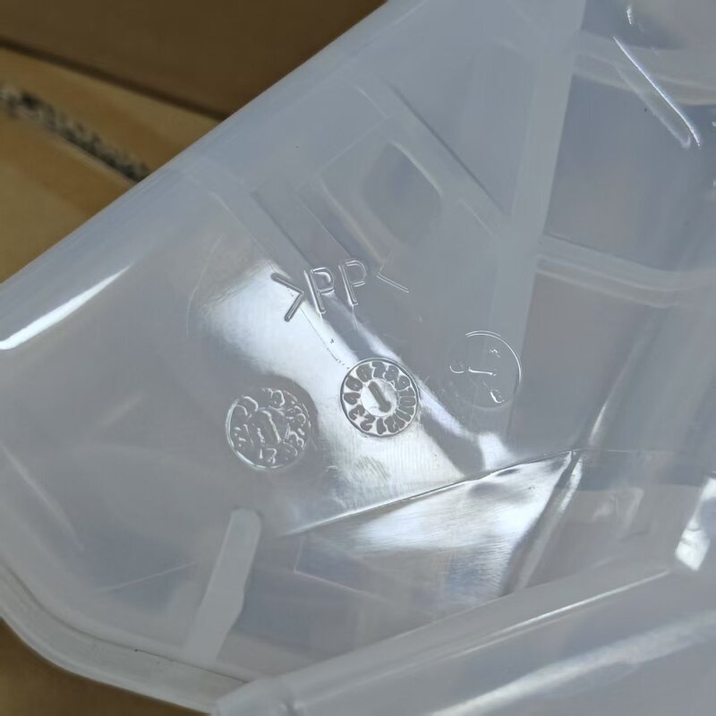 Water Coolant Expansion Tank Manufacturer - Wholesale Auto Parts Plastic Screw-In for B-MAX ECOSPORT FIESTA VI KA 8V218K218AB