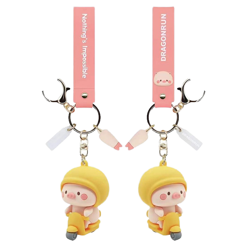 Keychain Manufacturer - Cartoon Anime Pig Light PVC Soft Rubber Car Bag Charm