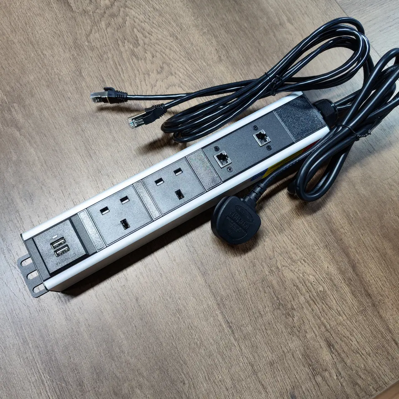 3 Power Outlet Rack Mount PDU Socket Manufacturer - Aluminum Alloy Universal Power Distribution UK PDU Socket 13A with RJ45