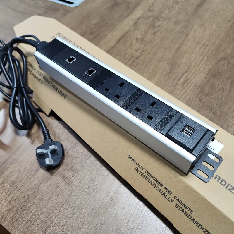 3 Power Outlet Rack Mount PDU Socket Manufacturer - Aluminum Alloy Universal Power Distribution UK PDU Socket 13A with RJ45