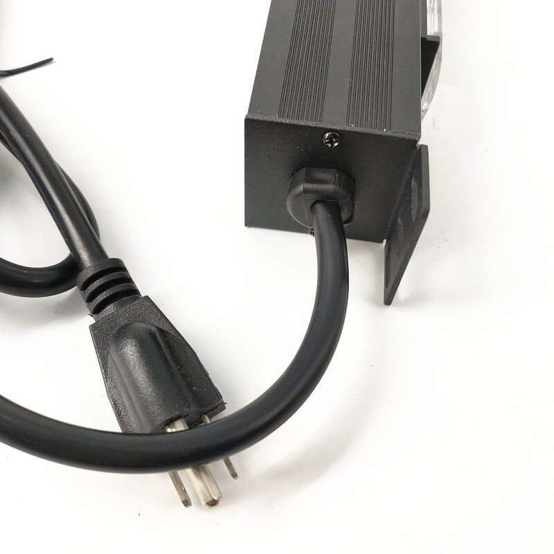 Aluminum Alloy 15A US Plug Power Strip Manufacturer - Surge Protector Rack Mount Cabinet PDU Socket 8-Outlet Metal PDU Power Distribution Unit