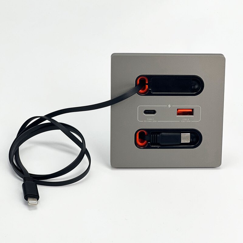Universal Smart Charging Socket Manufacturer - PD20W Type-C and Retractable Cable for Mobile Devices
