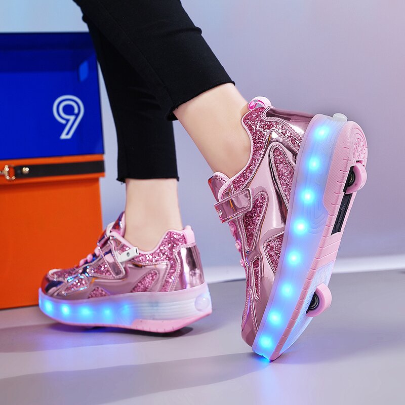 Roller Skates Manufacturer - Super Fire Flashing LED 2-Wheel Outdoor PU Retractable