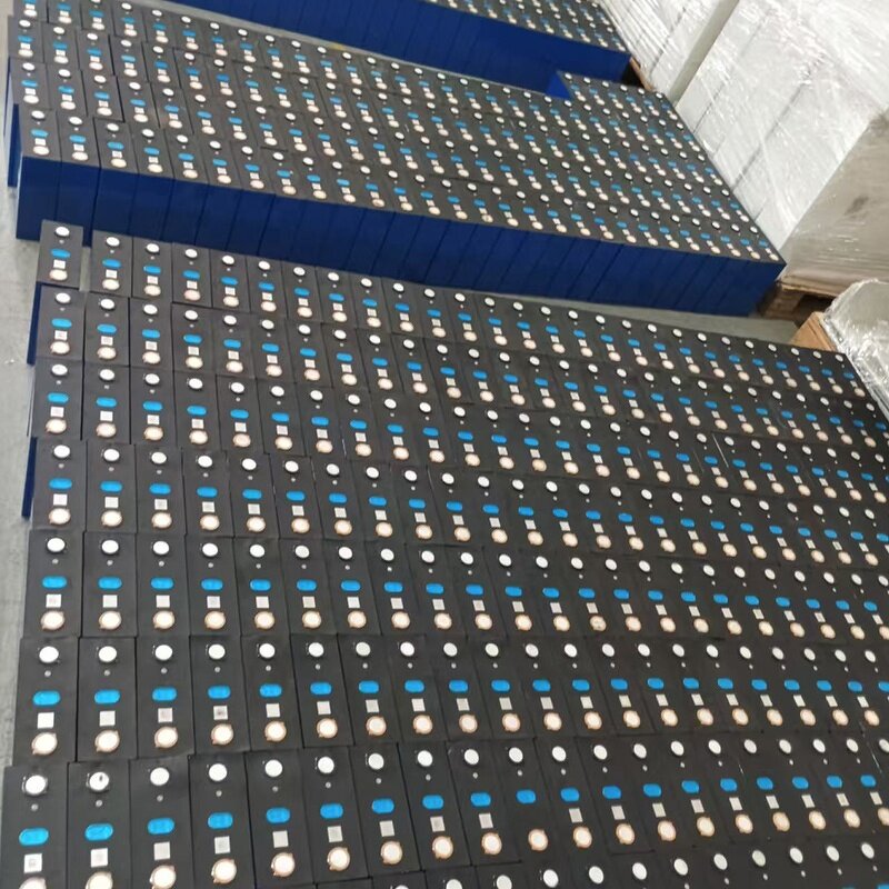 Prismatic Battery Manufacturer - Fast Delivery 3.2V 280Ah-340Ah Lifepo4 with Nuts Screw for Solar