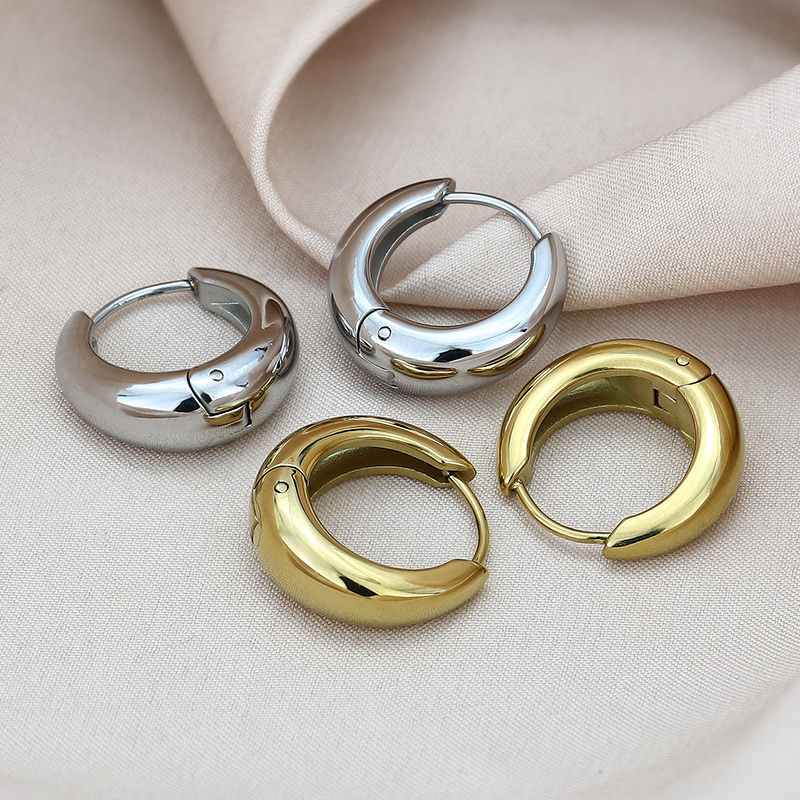 Stainless Steel Hoop Earrings Manufacturer - 2026 European American High-End Simple Stylish Basic Design Manufacturer Wholesale Jewelry