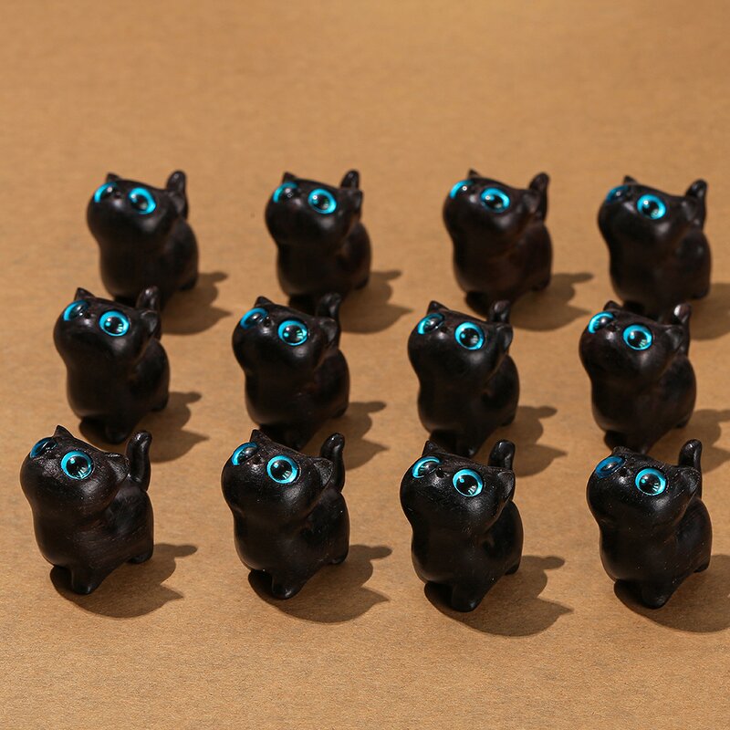 Desk Ornament Cute Room Decor - Birthday Gift Kawaii Cat Miniature Figurines Art Carving