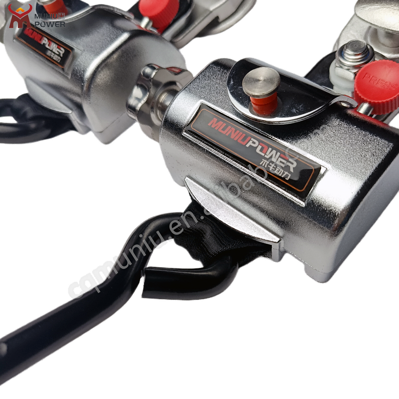 Wheelchair Restraint System - MUNIU Manual Release Tie Down Wheelchair Retractor with 3 Point Seat Belt