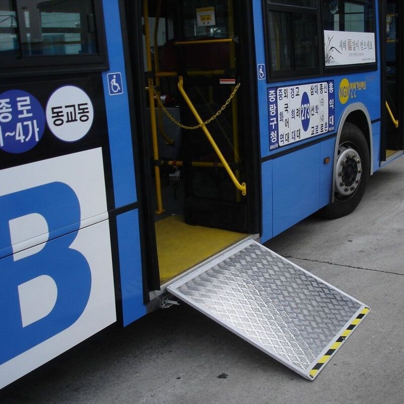 Electric Wheelchair Ramp - Muniu CE Approved Aluminum Model EWR-L1 Max Loading 350Kg for Bus Home Stairs