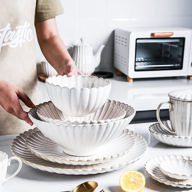 Ceramic Dinner Plate Set Manufacturer - Vintage White Flower Shape Dishes Crockery Tableware