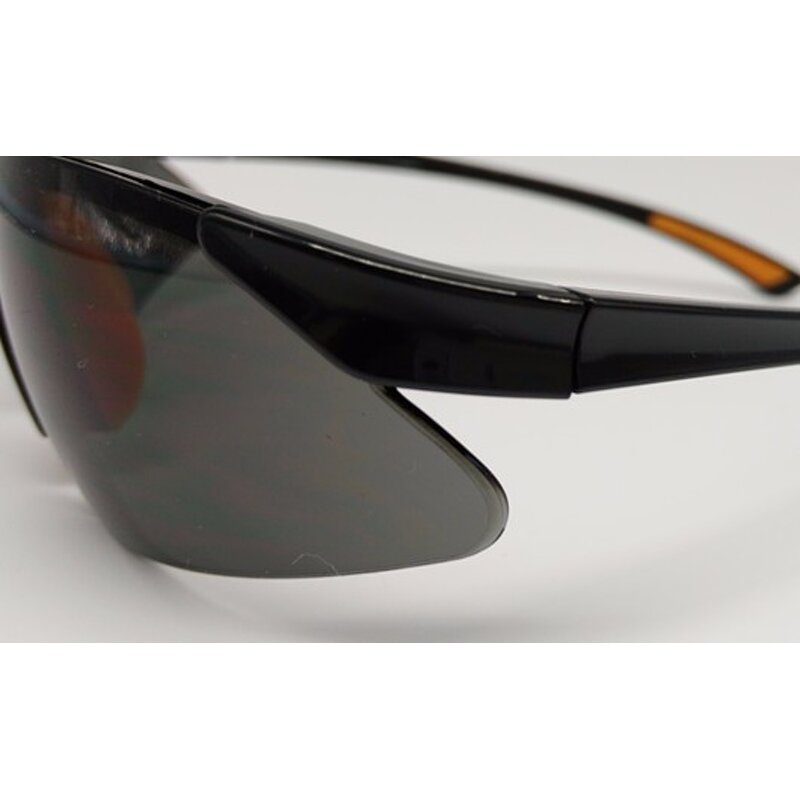 Safety Glasses Manufacturer - Anti-fog Safety Goggles for Industry & Construction