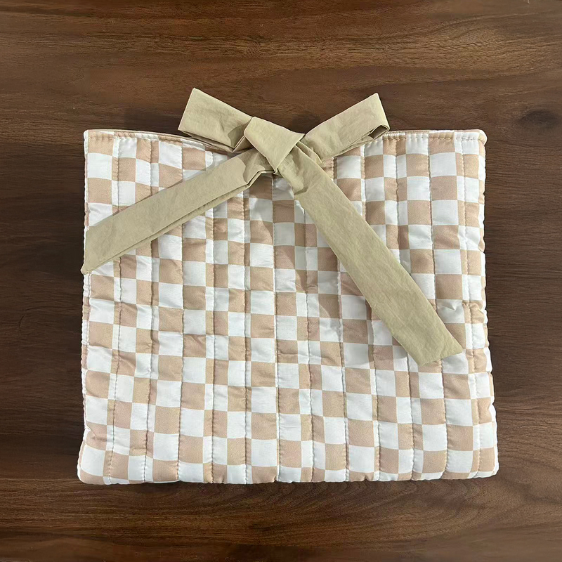 Makeup Bag Manufacturer - Geometric Small Floral Open Closure