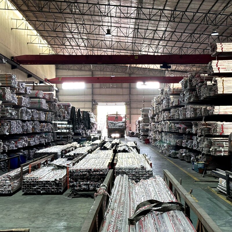 Stainless Steel Welded Pipe Manufacturer - Inox 201 304 316 304L 316L 310S 409L 430 for Lighting Stage Construction