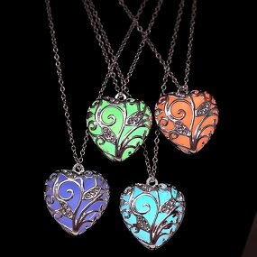 Heart Shape Pendant Necklace - Manufacturer with Silver Plated Hollow Out & Glowing in the Dark for Women