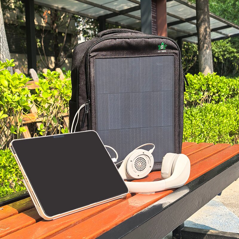 Solar Panel Backpack Manufacturer - 14W Mono PERC 20 Liter Large USB/Type-C Dual Output Capacity